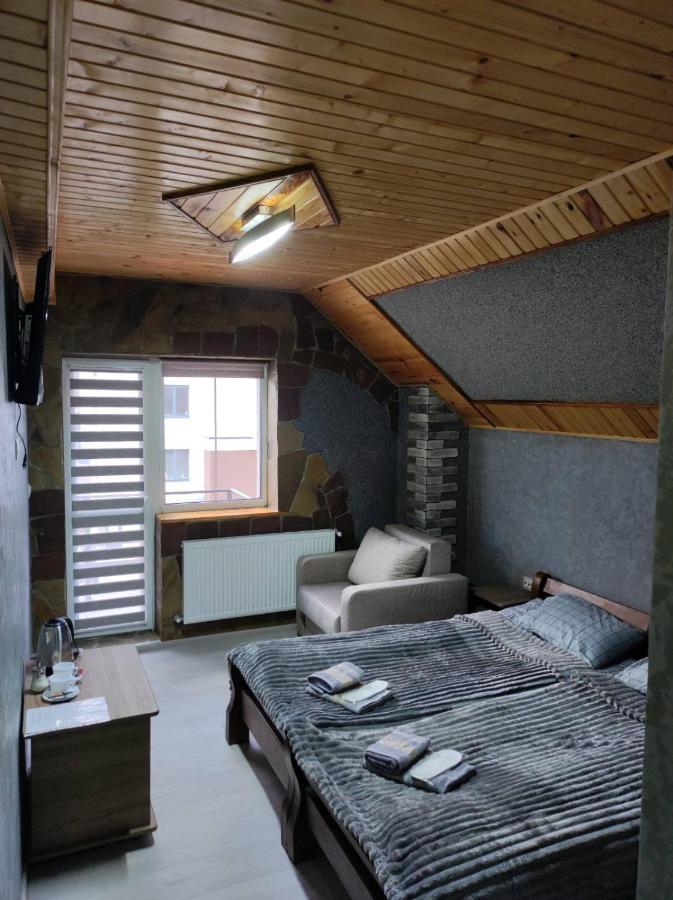 Margo Hotel Jaremtsje Buitenkant foto